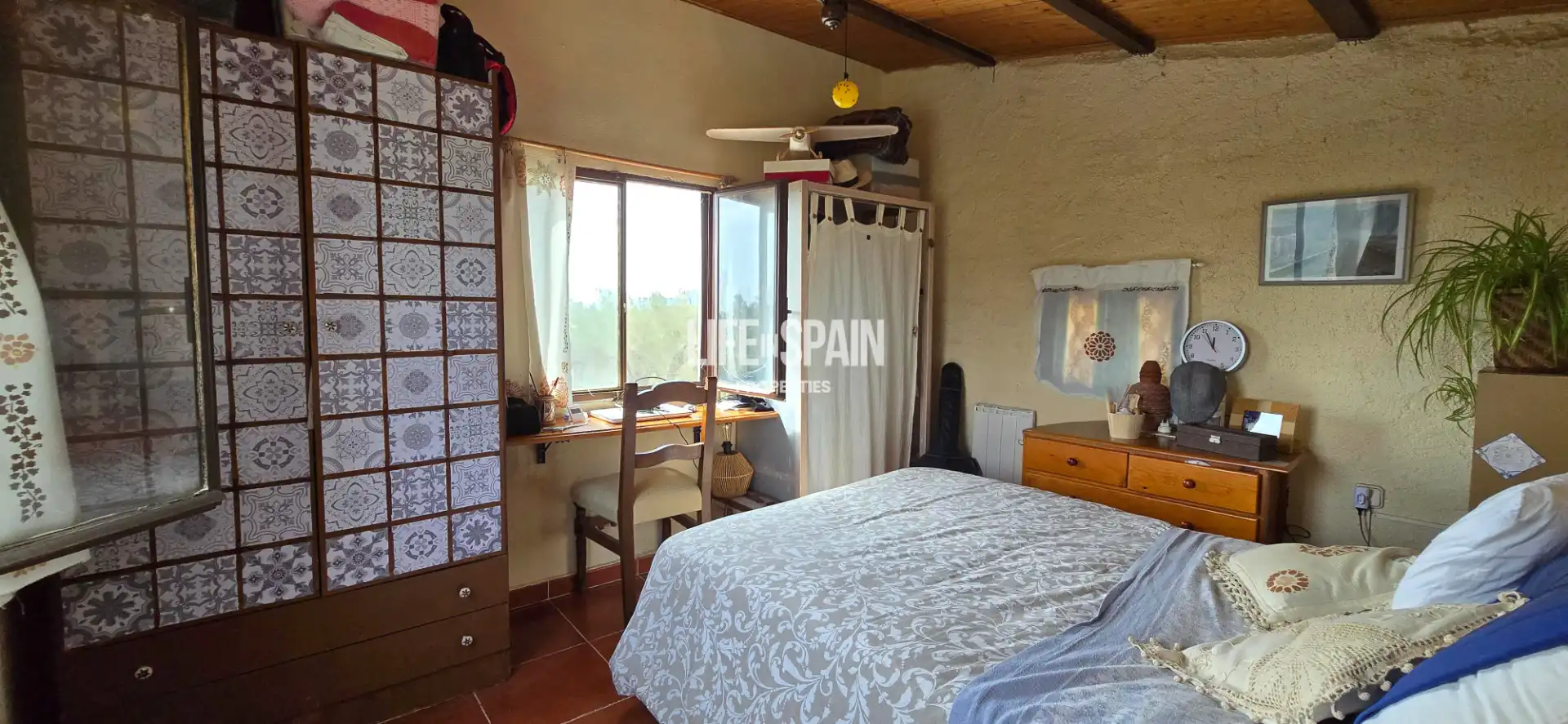 Dormitori de Finca rústica en venda en Roquetes amb Aire condicionat, Calefacció i Jardí privat