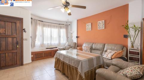 Foto 2 de Casa adosada en venda a Chauchina, Granada