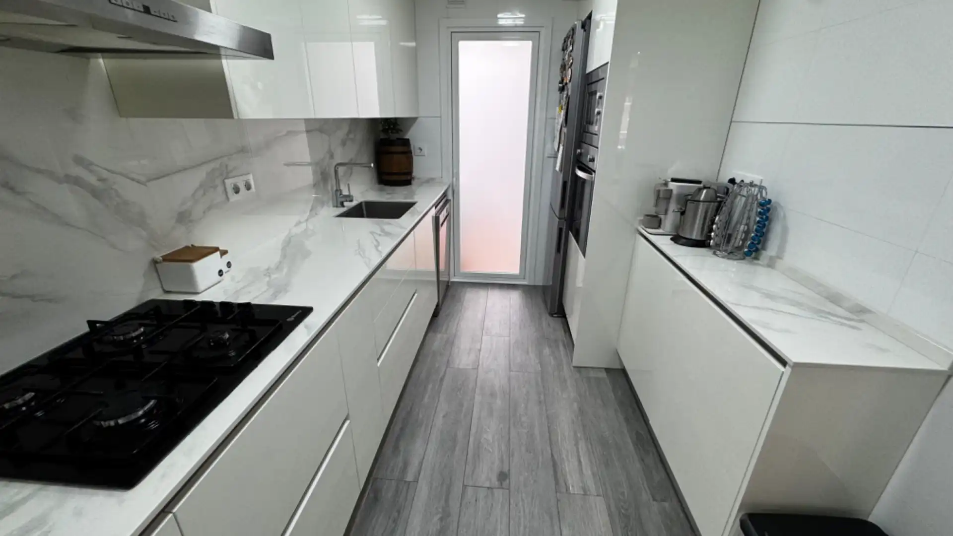 Cocina de Piso en venta en Torredembarra con Calefacción, Terraza y Horno