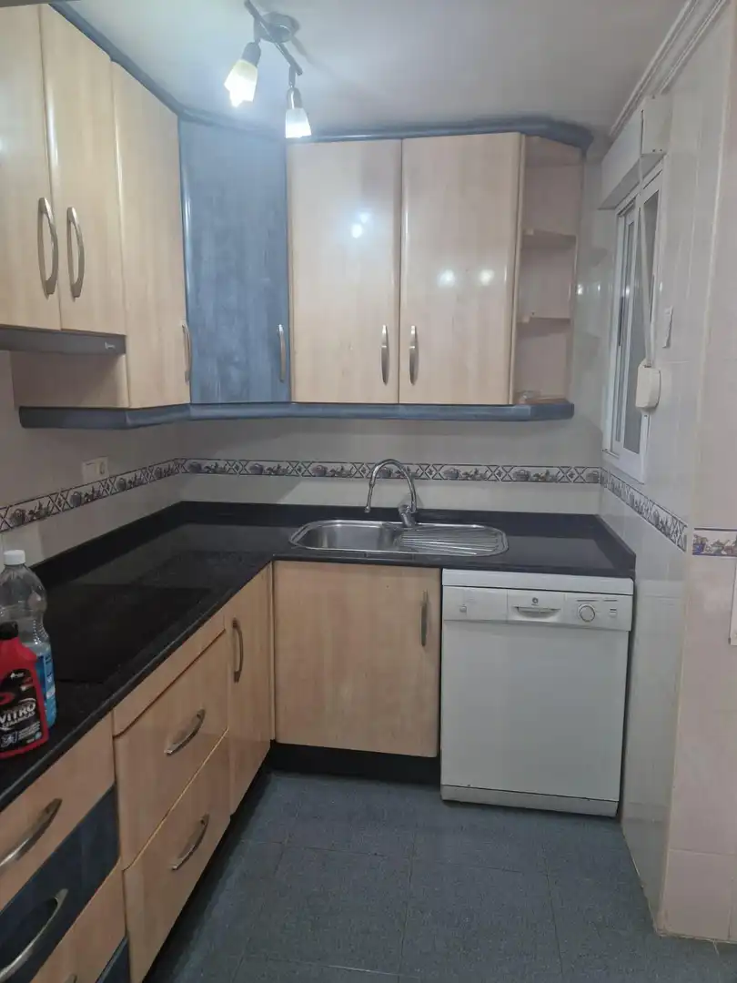Küche von Wohnung zum Verkauf in Castellón de la Plana / Castelló de la Plana mit Abstellraum und Möbliert