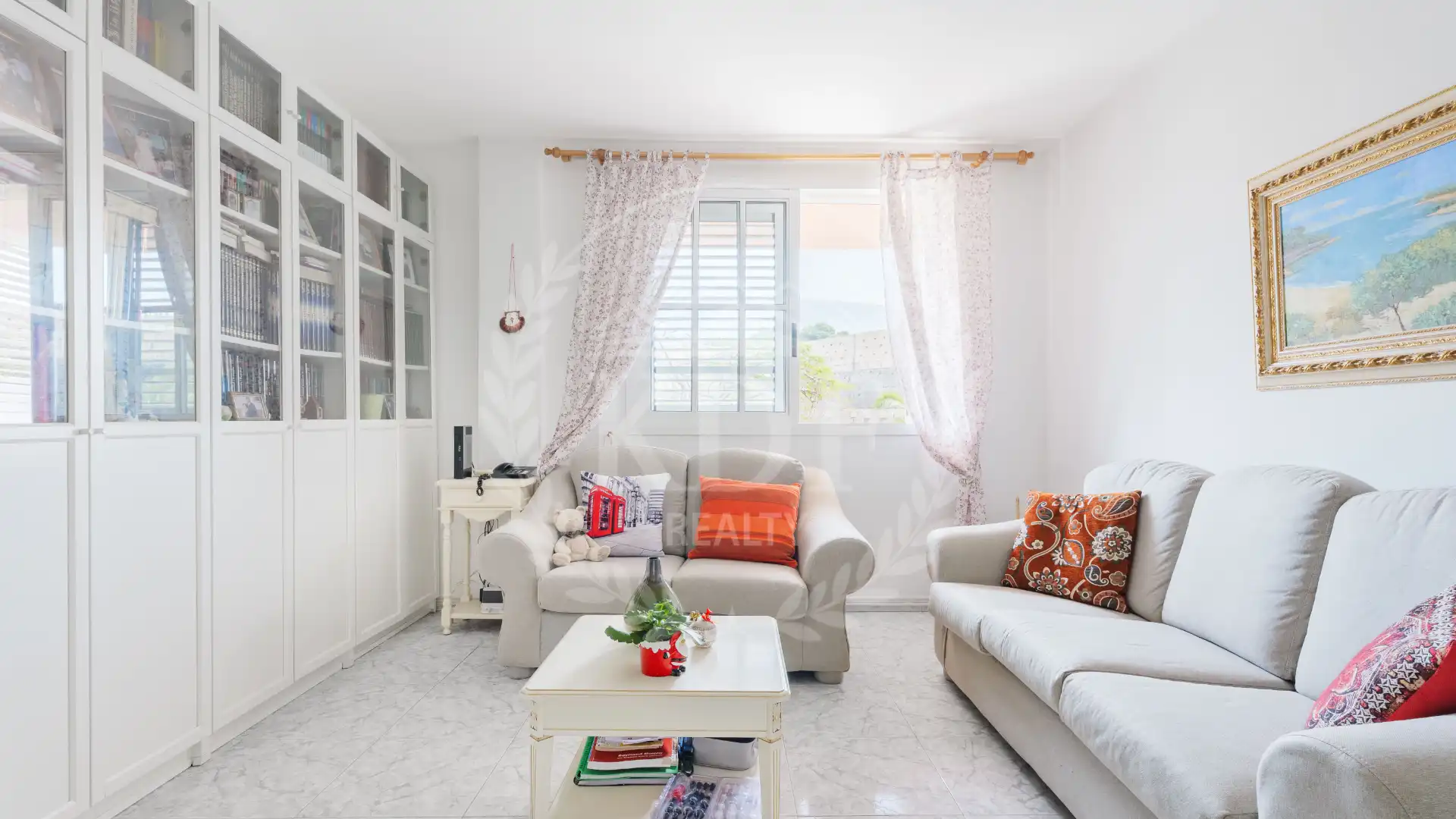 Sala d'estar de Pis en venda en Guía de Isora amb Moblat