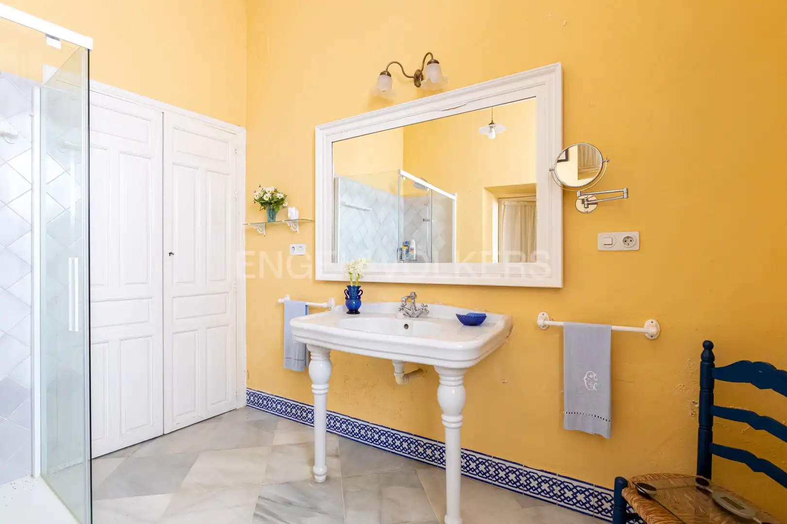 Baño de Casa o chalet en venta en Umbrete con Calefacción, Jardín privado y Piscina