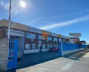Vista exterior de Oficina de lloguer en Onzonilla amb Aire condicionat, Calefacció i Traster