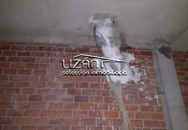 Local comercial en Venta en Oviedo - Calle PUERTO DE TARNA en Teatinos - Los Prados