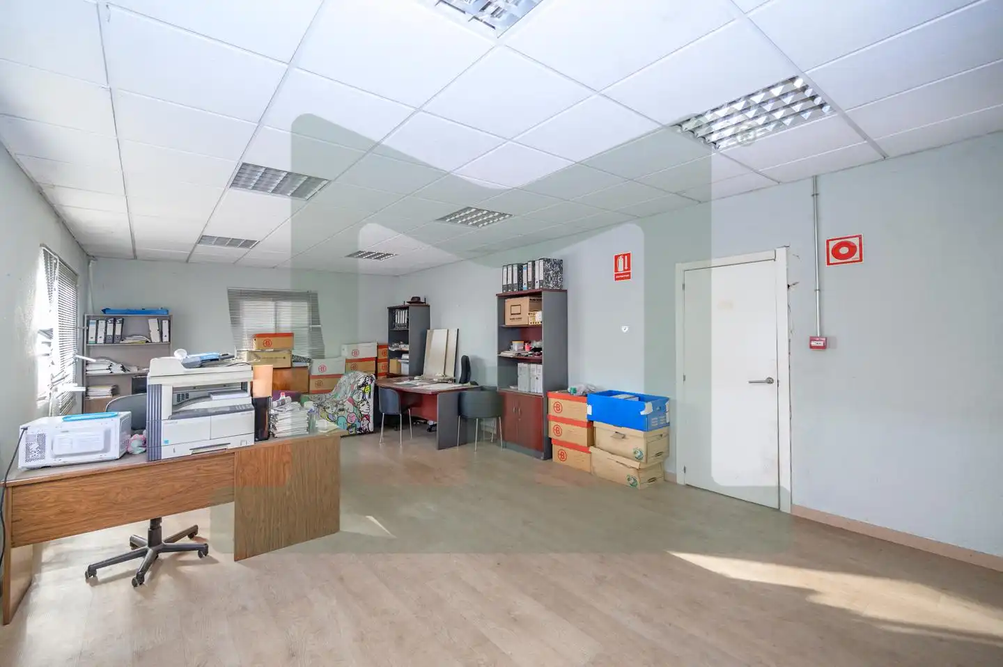 Fabrikhallen zum Verkauf in Griñón