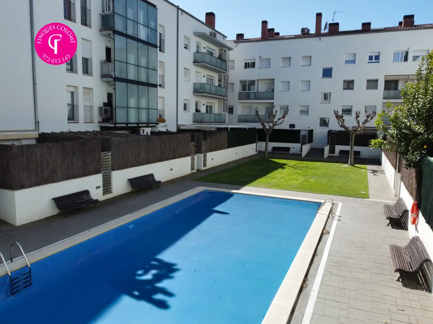 Piscina de Ático en venta en Girona con Aire acondicionado, Calefacción y Terraza