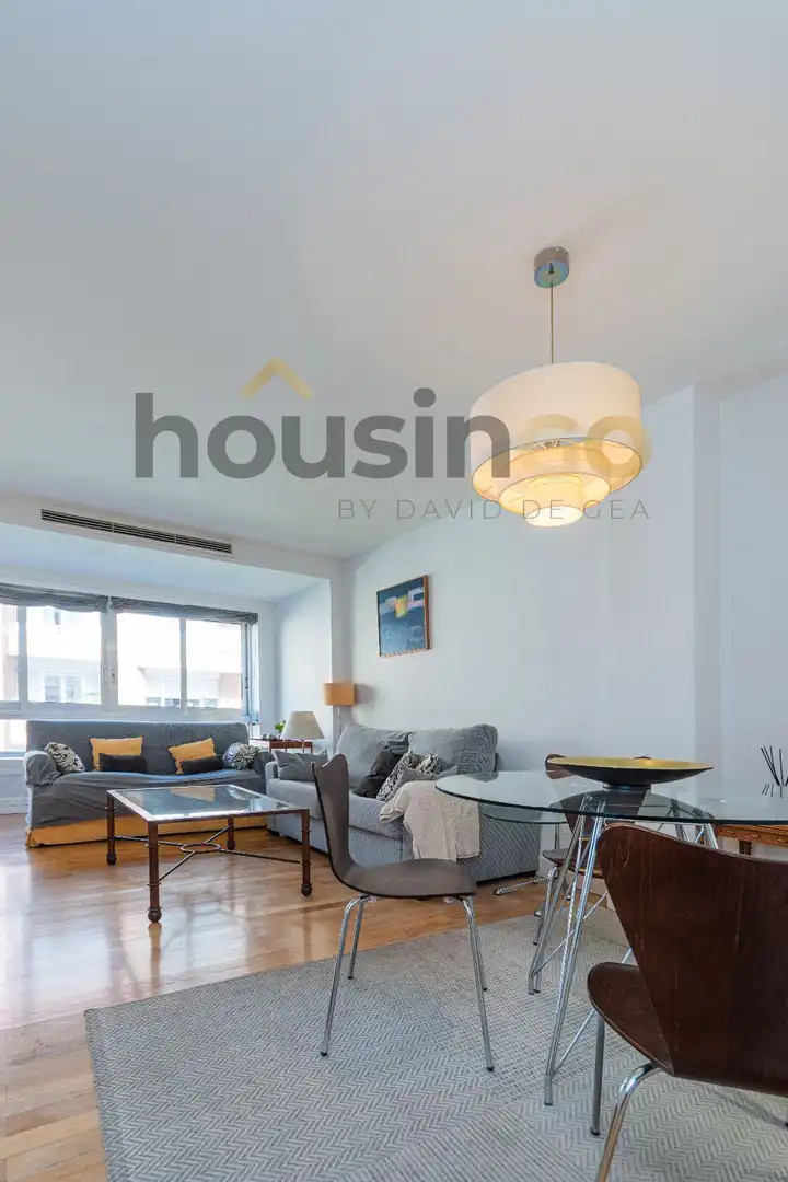 Exterior view of Flat for rent in Madrid  with Air Conditioner, Heating and Furnished