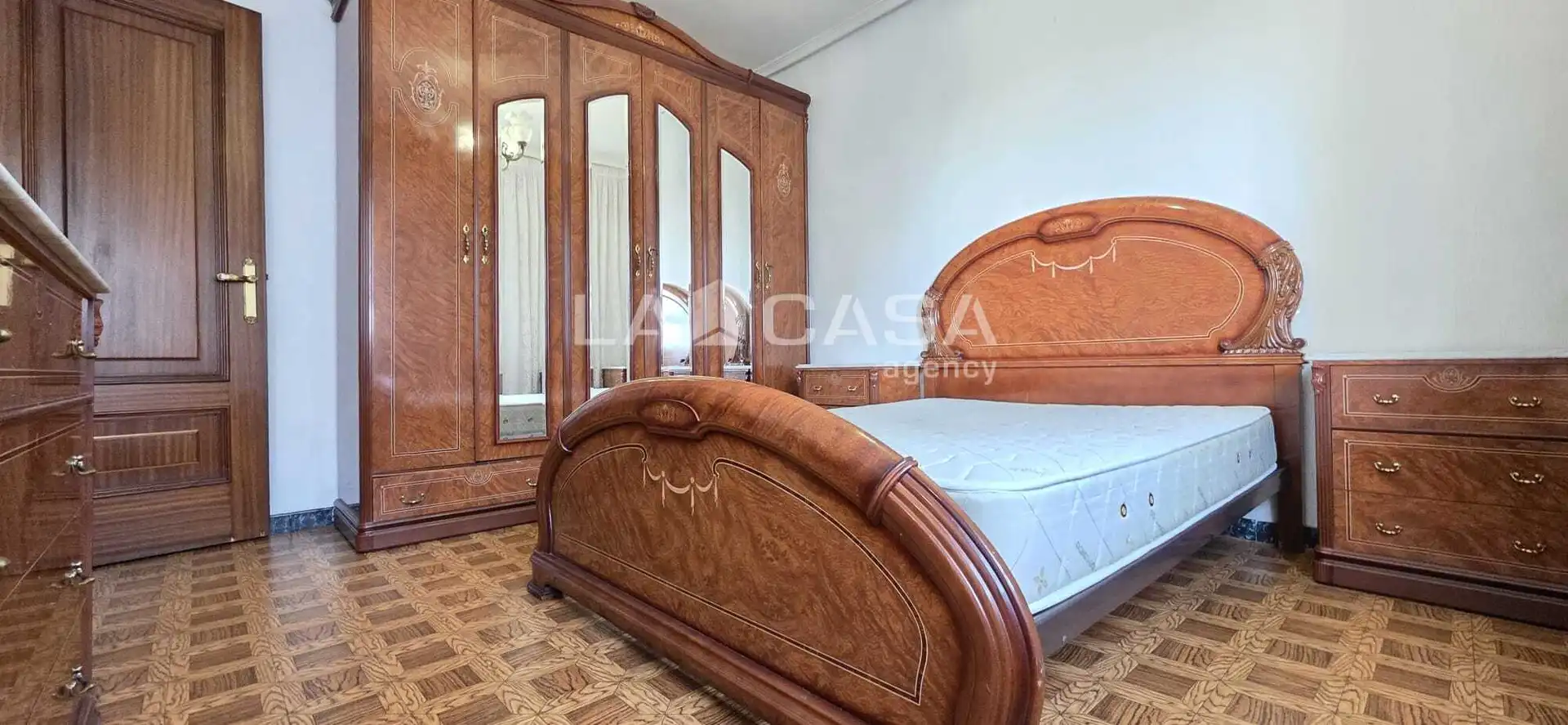 Bedroom of Flat for sale in Hospital 