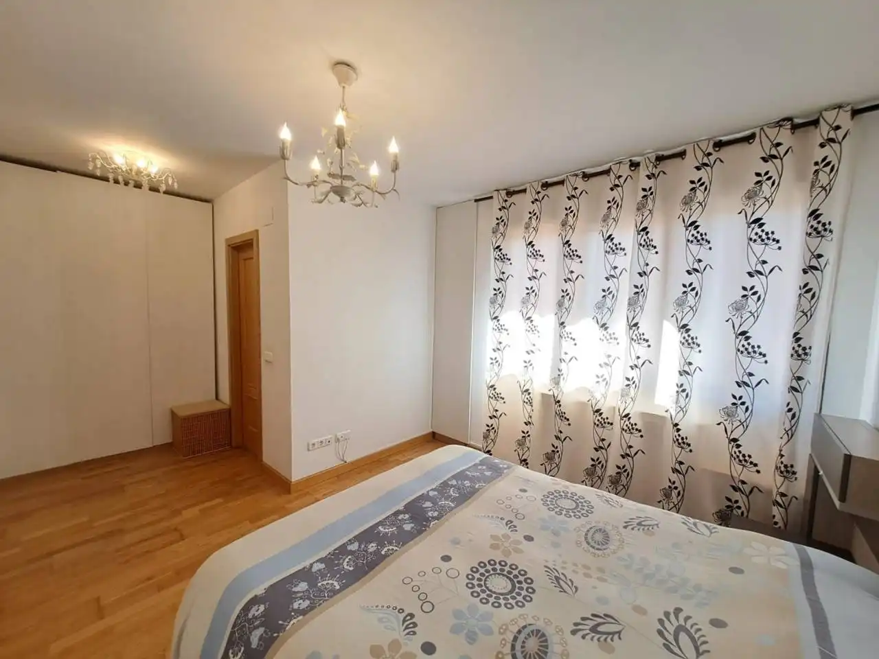 Bedroom of Houses for sale in Cardeñajimeno  with Heating, Private garden and Parquet flooring