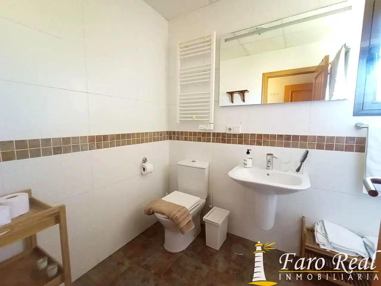 Baño de Casa o chalet de alquiler en Sanlúcar de Barrameda con Aire acondicionado, Jardín privado y Piscina