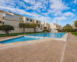 Piscina de Casa o xalet en venda en Guardamar del Segura amb Aire condicionat, Terrassa i Piscina