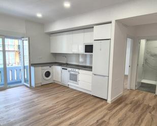 Cuina de Apartament de lloguer en Santander amb Calefacció i Balcó