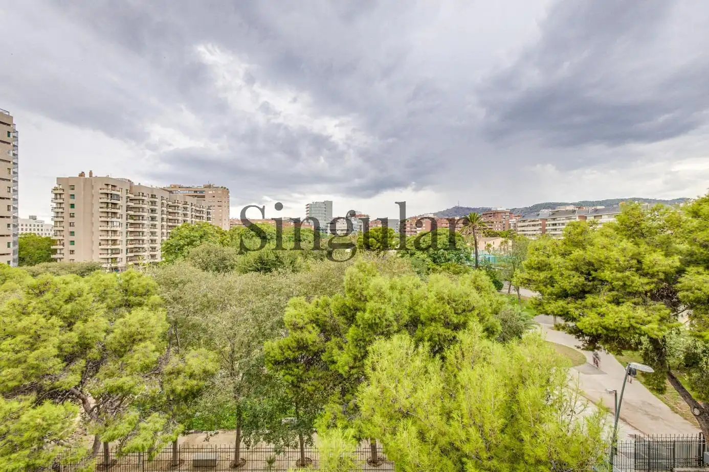 Vista exterior de Piso en venta en Sarrià - Sant Gervasi
