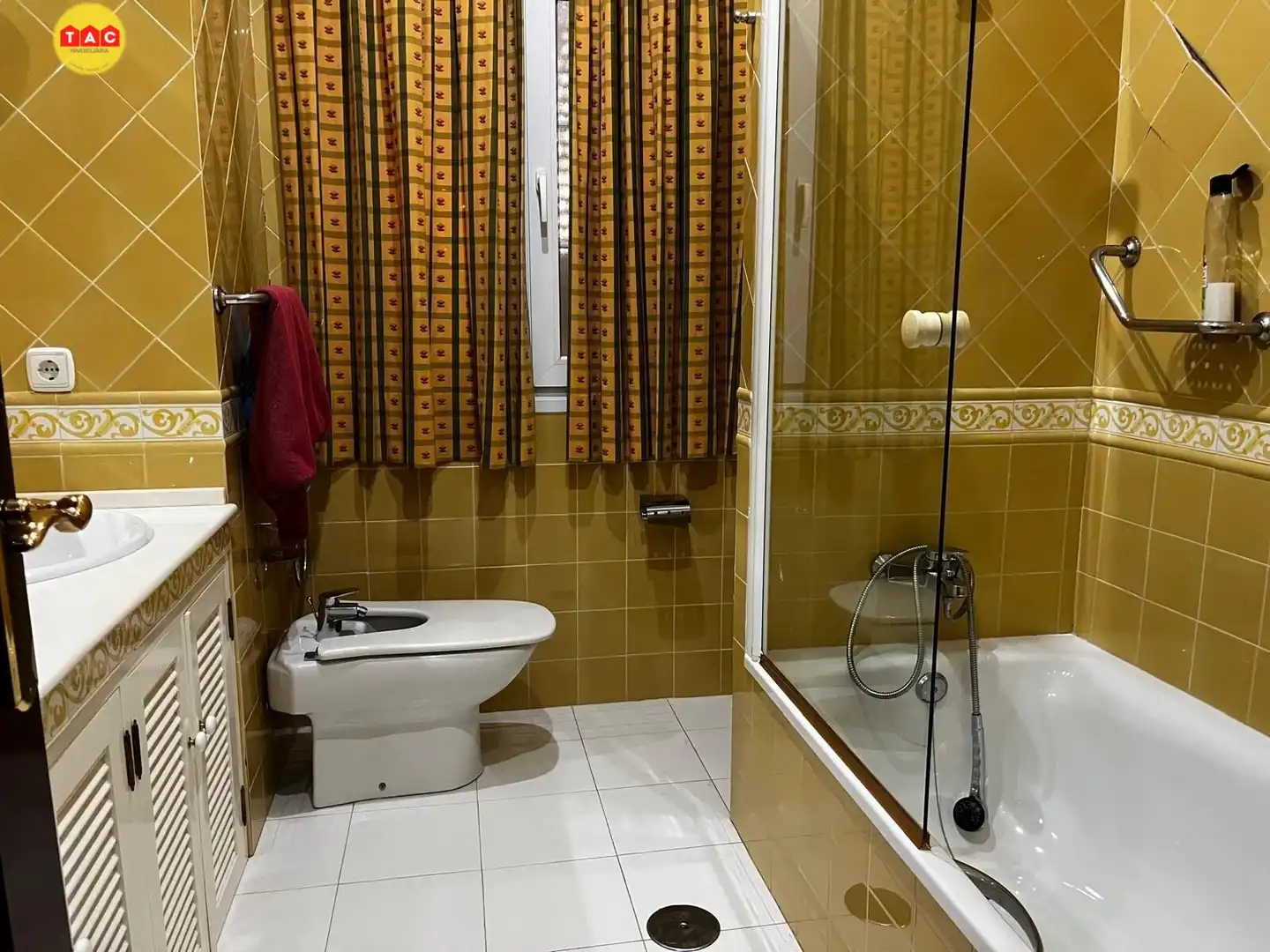 Baño de Casa o chalet en venta en Lepe con Aire acondicionado, Calefacción y Jardín privado