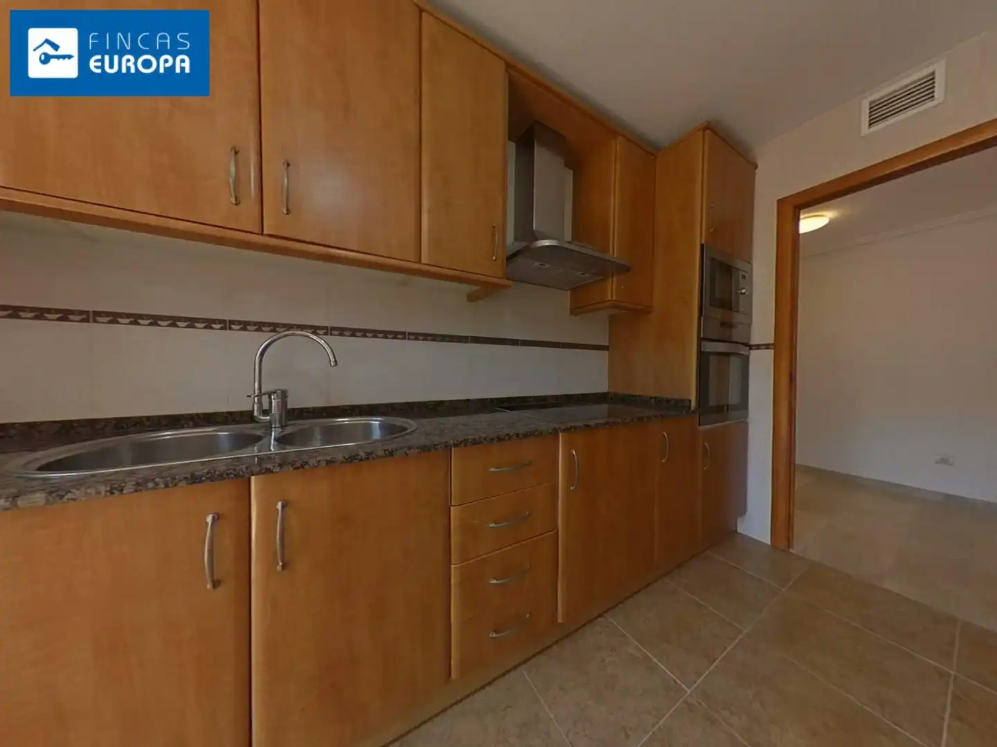 Cuina de Pis en venda en Salou amb Calefacció, Terrassa i Traster