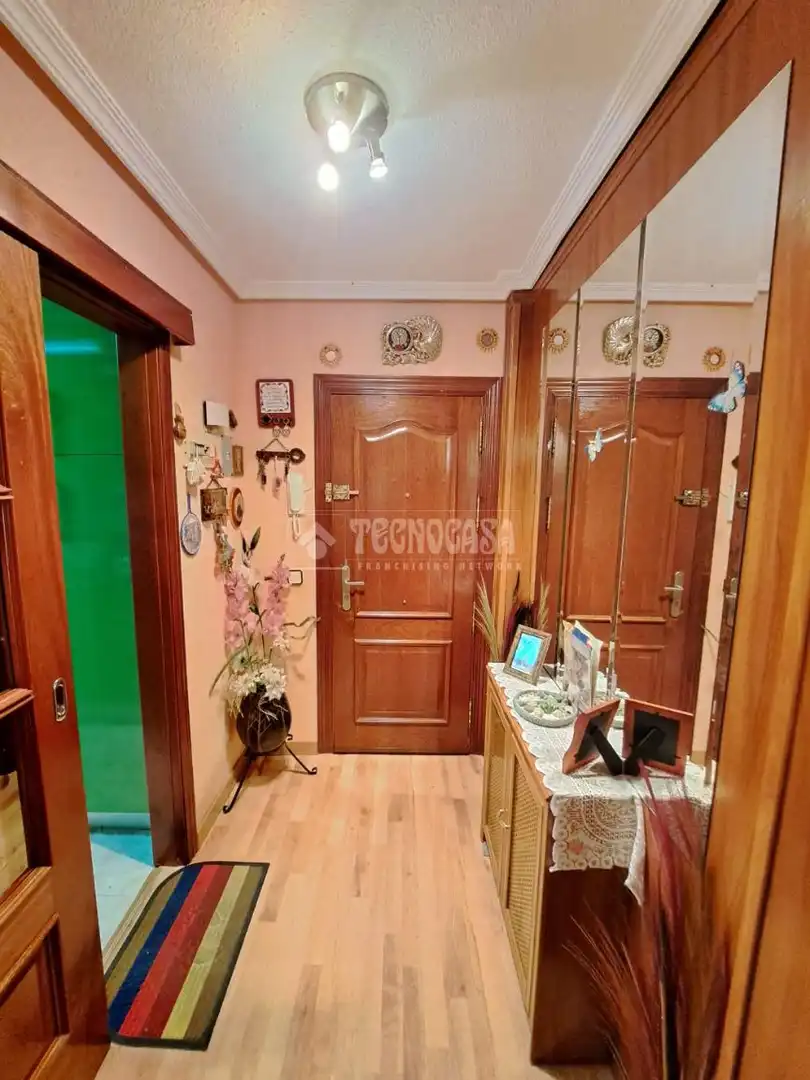Piso en venta en Parla con Calefacción y Terraza