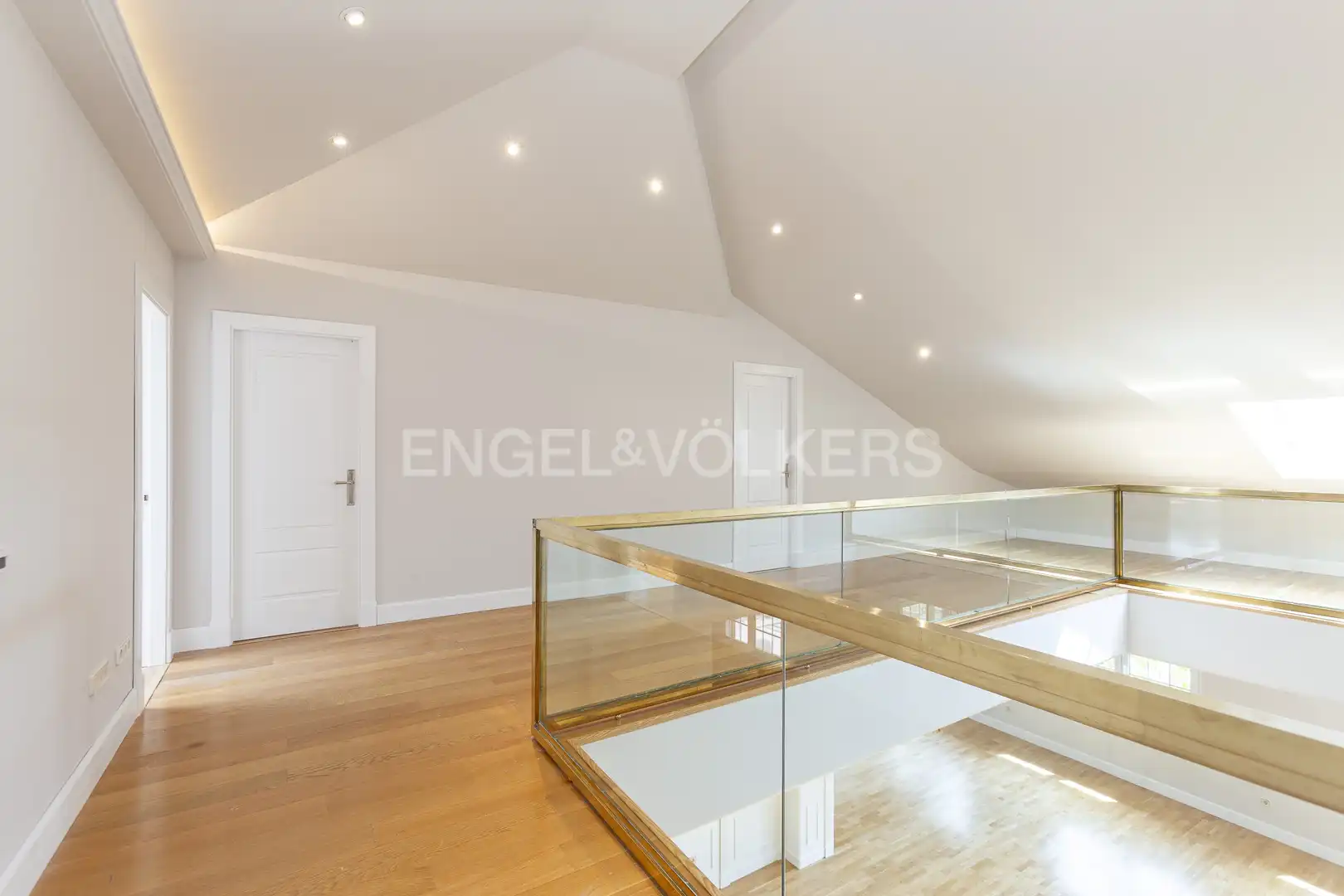 Casa con piscina en venta en Navalquejigo - Los Arroyos, imagen 38