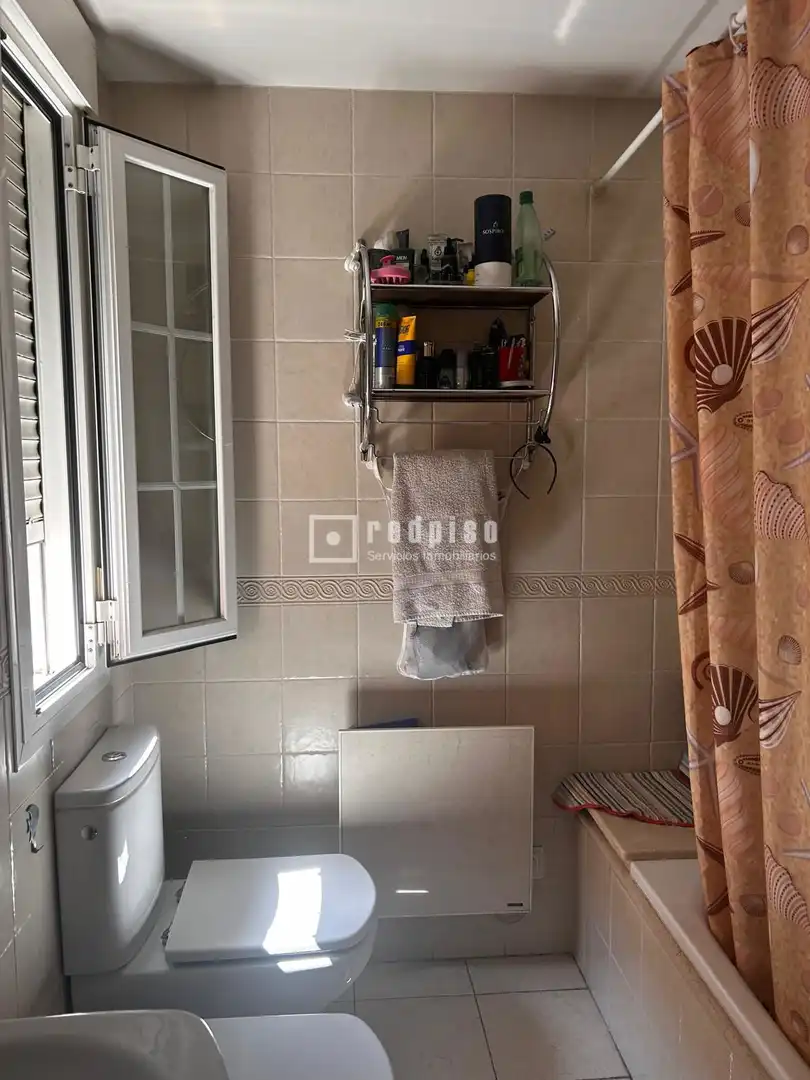 Baño de Piso en venta en El Molar (Madrid) con Aire acondicionado y Calefacción