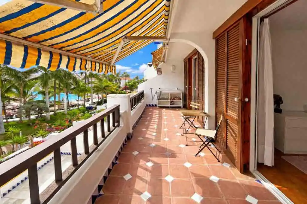 Apartamento con piscina en venta en Las Americas