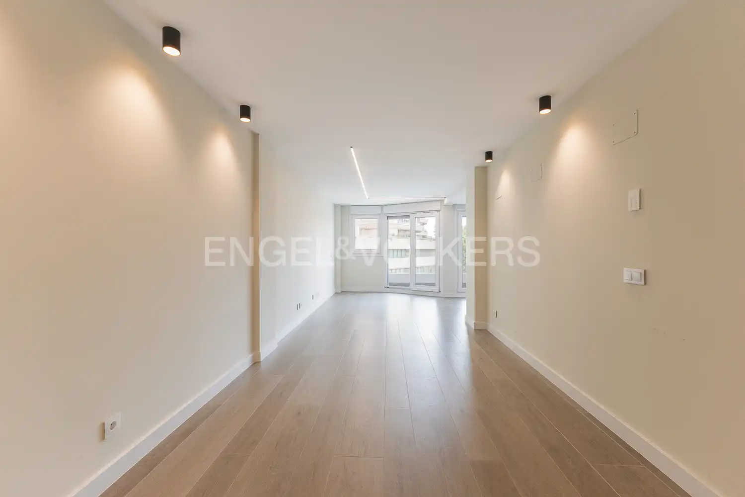 Wohnzimmer von Wohnung zur Miete in Valencia mit Klimaanlage, Heizung und Terrasse