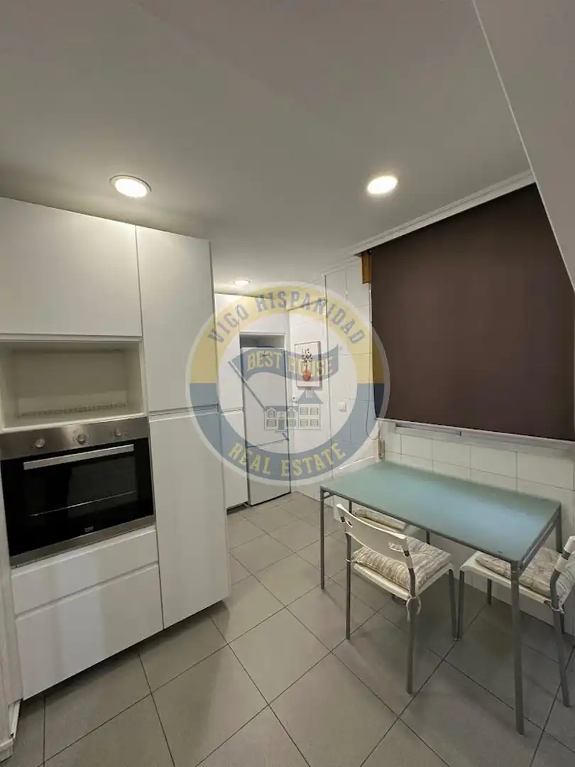 Cocina de Ático en venta en Vigo  con Aire acondicionado, Calefacción y Parquet