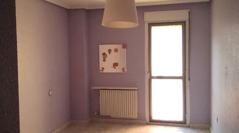 Foto 2 de Piso en venta en Avenida Federico Silva, 9, Benavente, Zamora