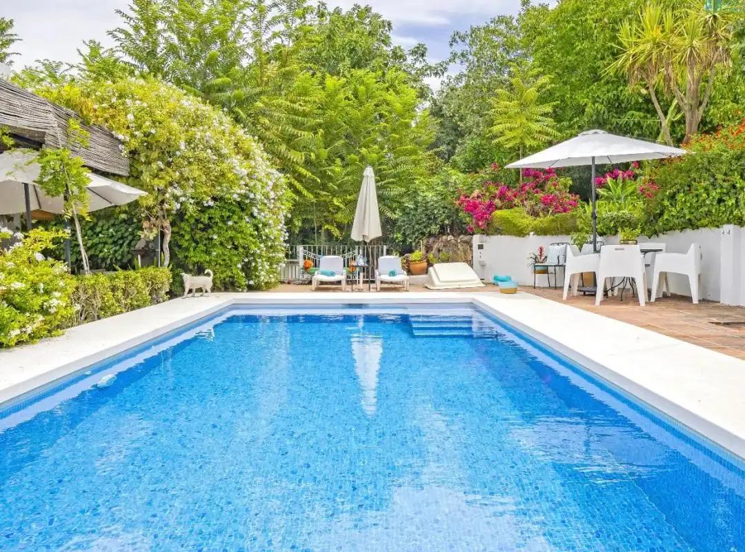 Piscina de Finca rústica de lloguer en Alhaurín El Grande amb Aire condicionat, Calefacció i Jardí privat