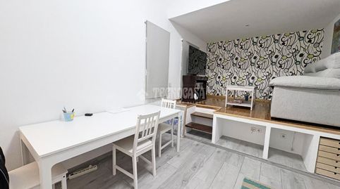Foto 4 de Piso en venta en Palos de Moguer, Madrid Capital