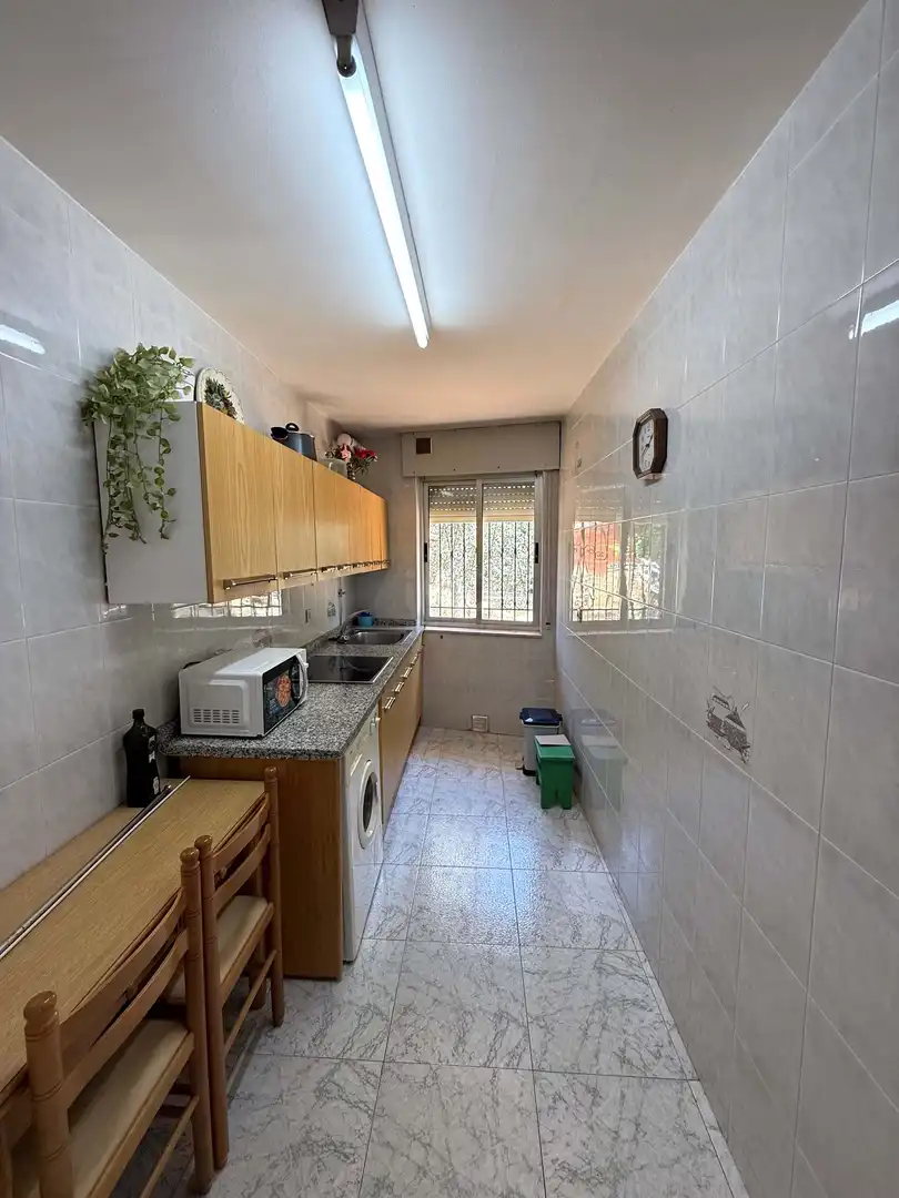 Küche von Einfamilien-Reihenhaus zum Verkauf in Villamañán mit Heizung