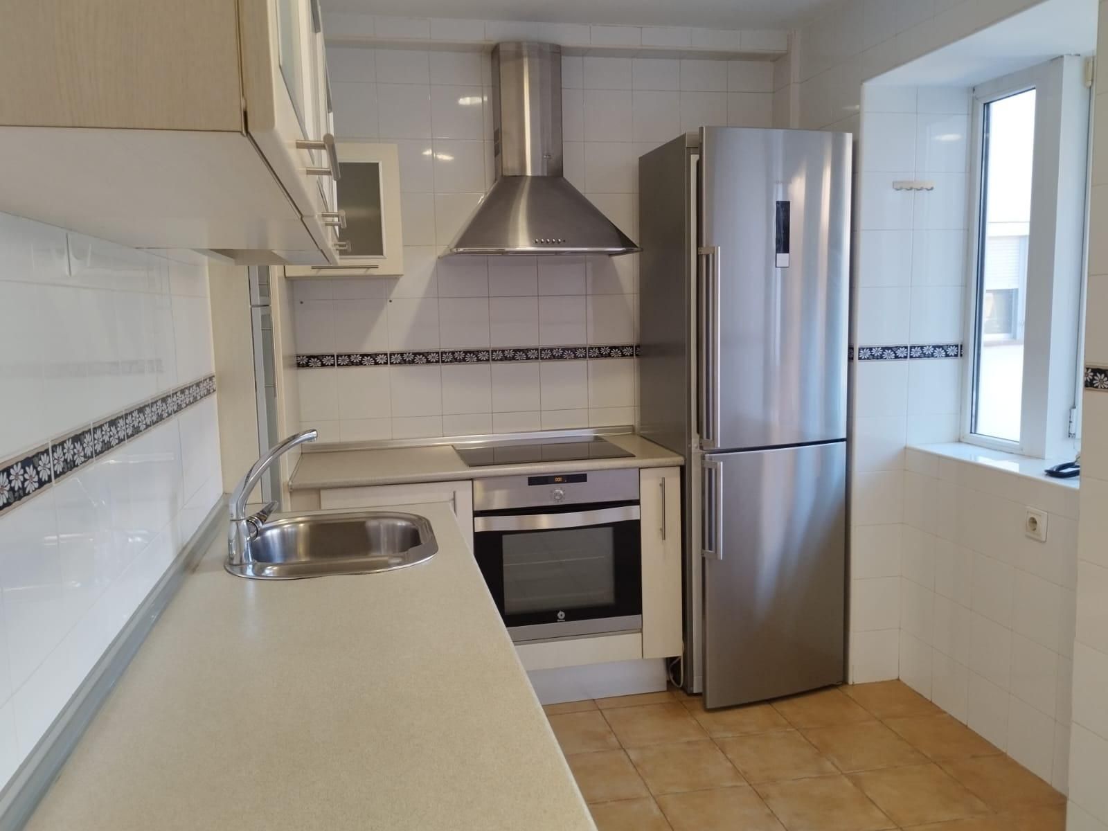 Kitchen of Flat to rent in Valladolid Capital  with Heating