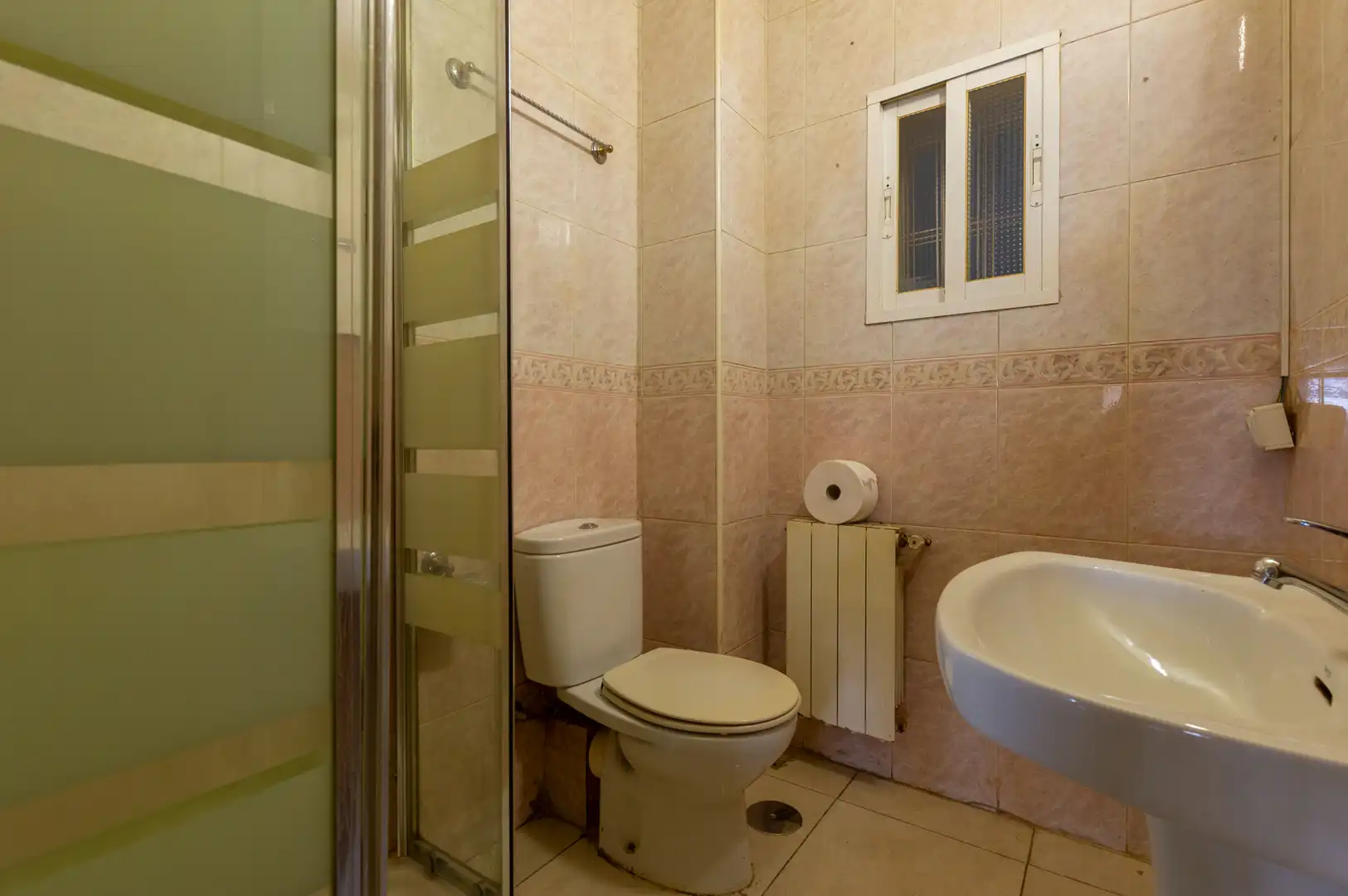 Bathroom of Flat for sale in Alcalá de Henares  with Heating and Terrace