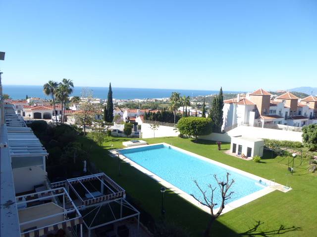 Ático en Alquiler en Calle Cuba, 1 en Añoreta Golf - Paraíso del Sol