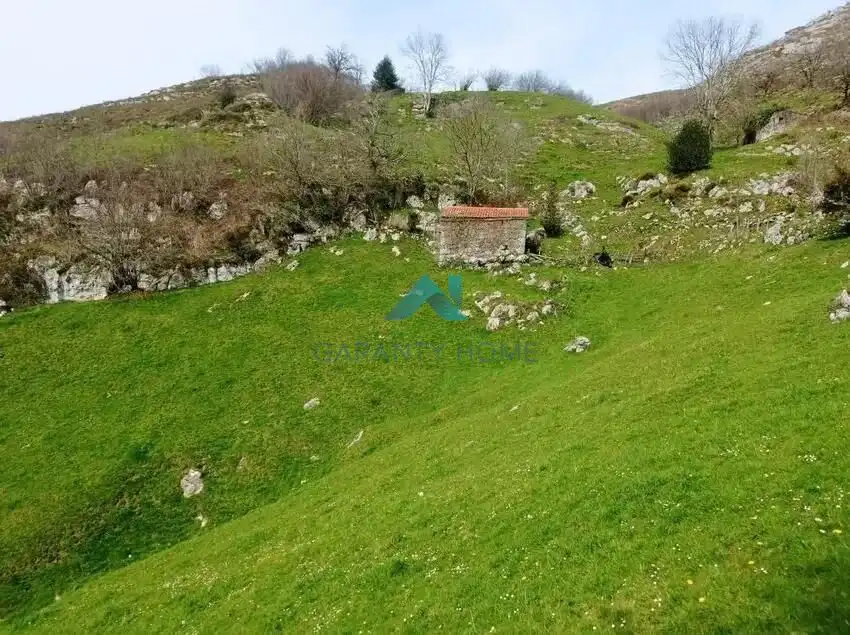 Country house for sale in Alto de Alisas 'Matienzo'