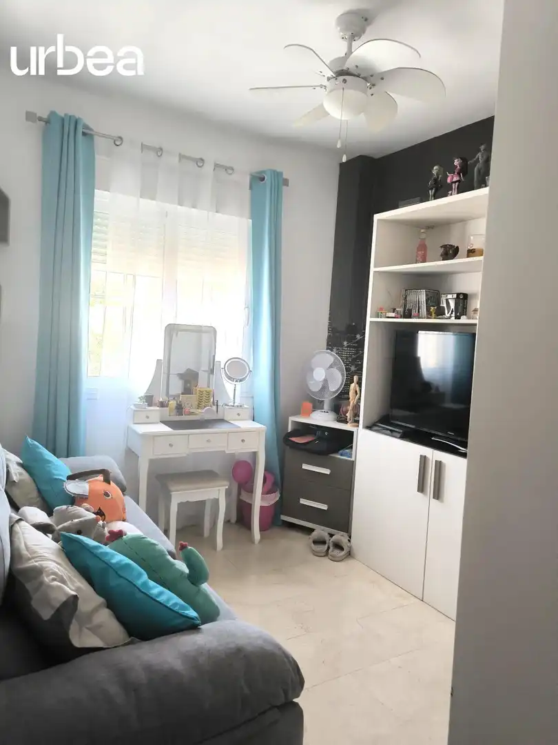 Bedroom of Detached homes for sale in Málaga  with Air Conditioner and Terrace