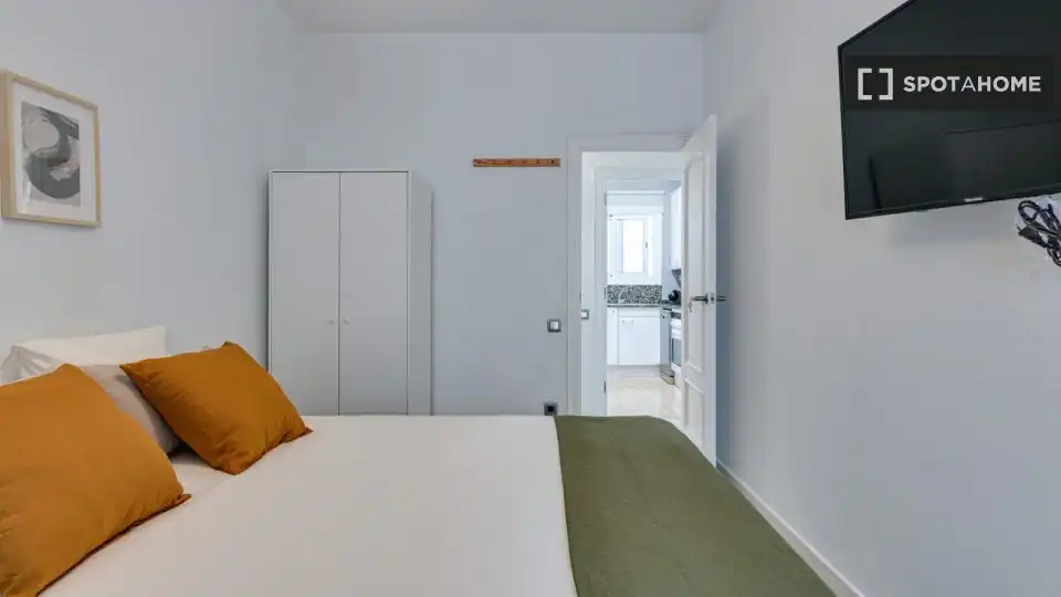 Habitación de Piso para compartir en Barcelona con Aire acondicionado, Calefacción y Amueblado