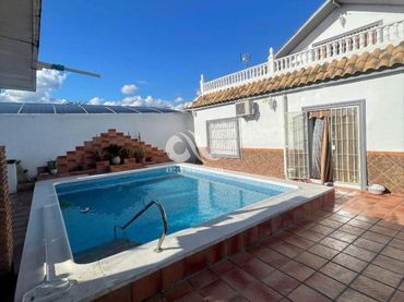 Xalet amb piscina en venda a Periurbano Oeste - Sierra