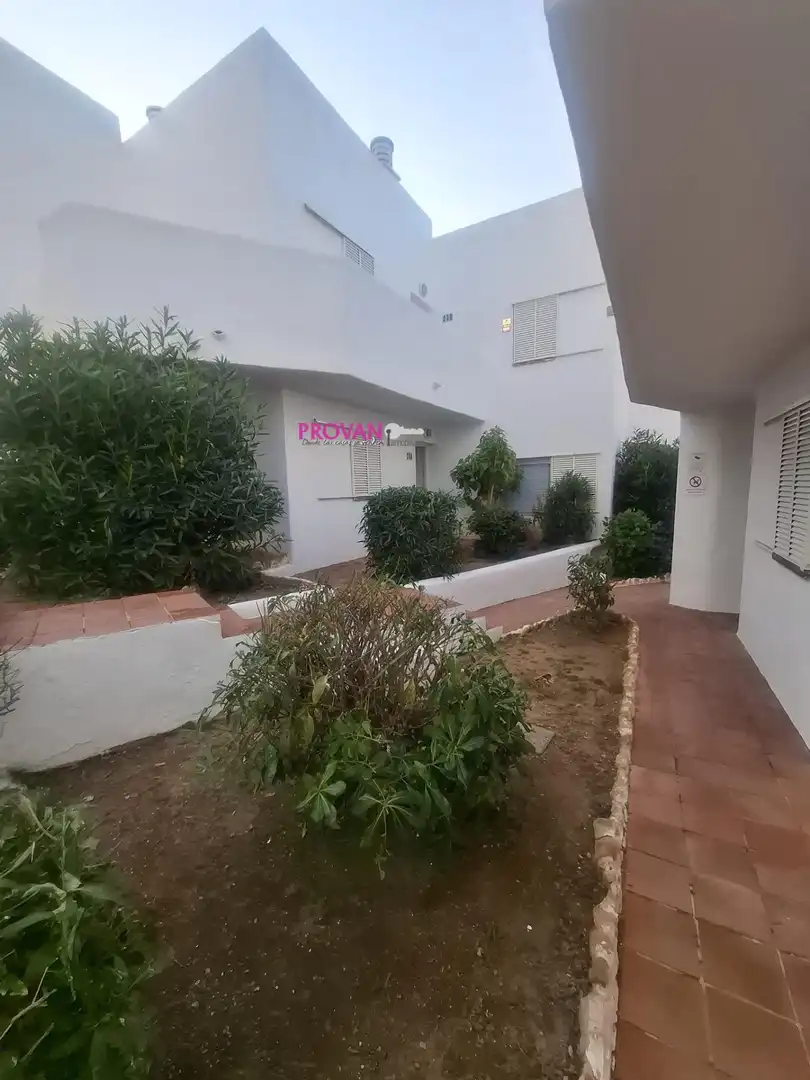 Vista exterior de Apartamento en venta en Santa Eulària des Riu con Calefacción, Jardín privado y Terraza