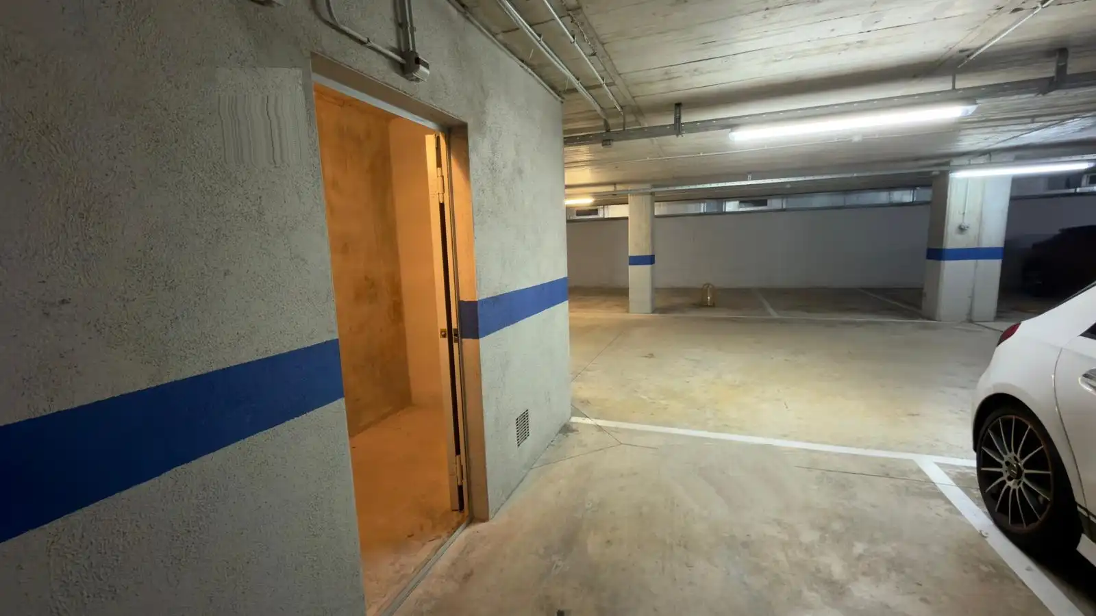 Parking de Garaje en venta en Cornellà de Llobregat