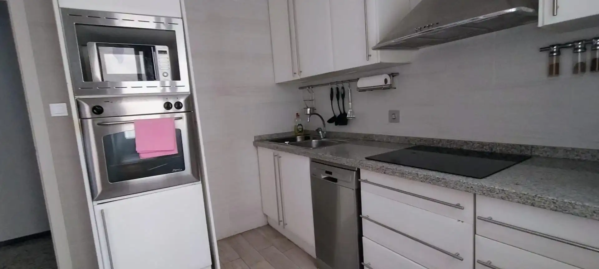 Cocina de Piso en venta en Alicante / Alacant con Terraza y Balcón