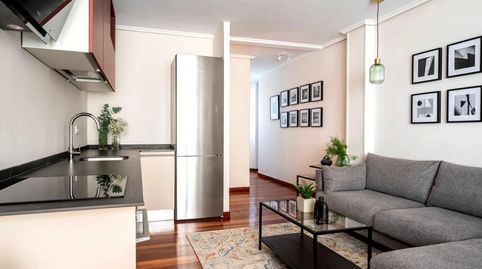 Foto 5 de Piso en venta en Calle Floranes, 58, Cuatro Caminos, Santander