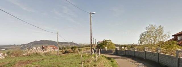 Casa-chalet en Venta en Oruña