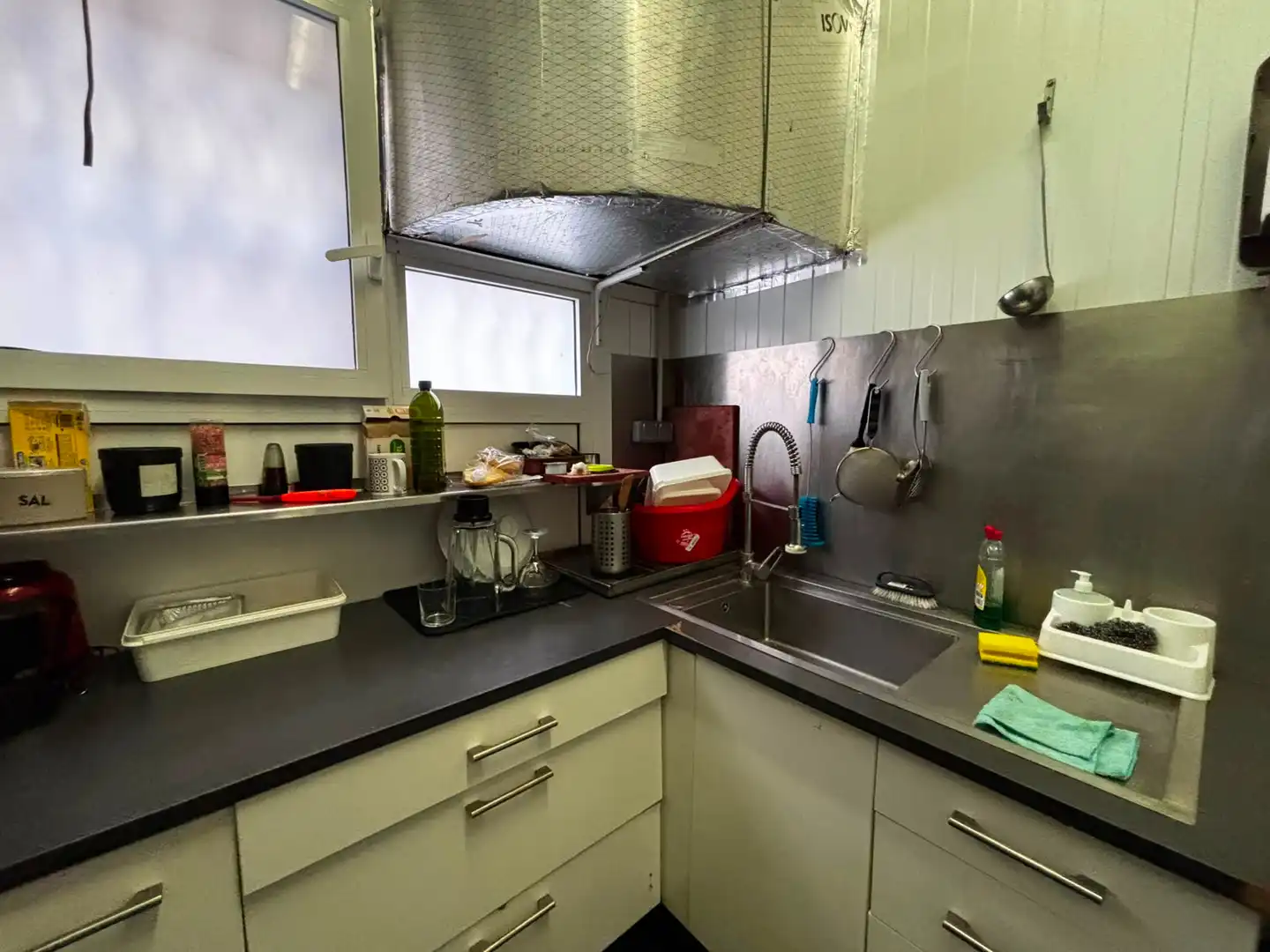 Cocina de Local en traspaso en Les Corts