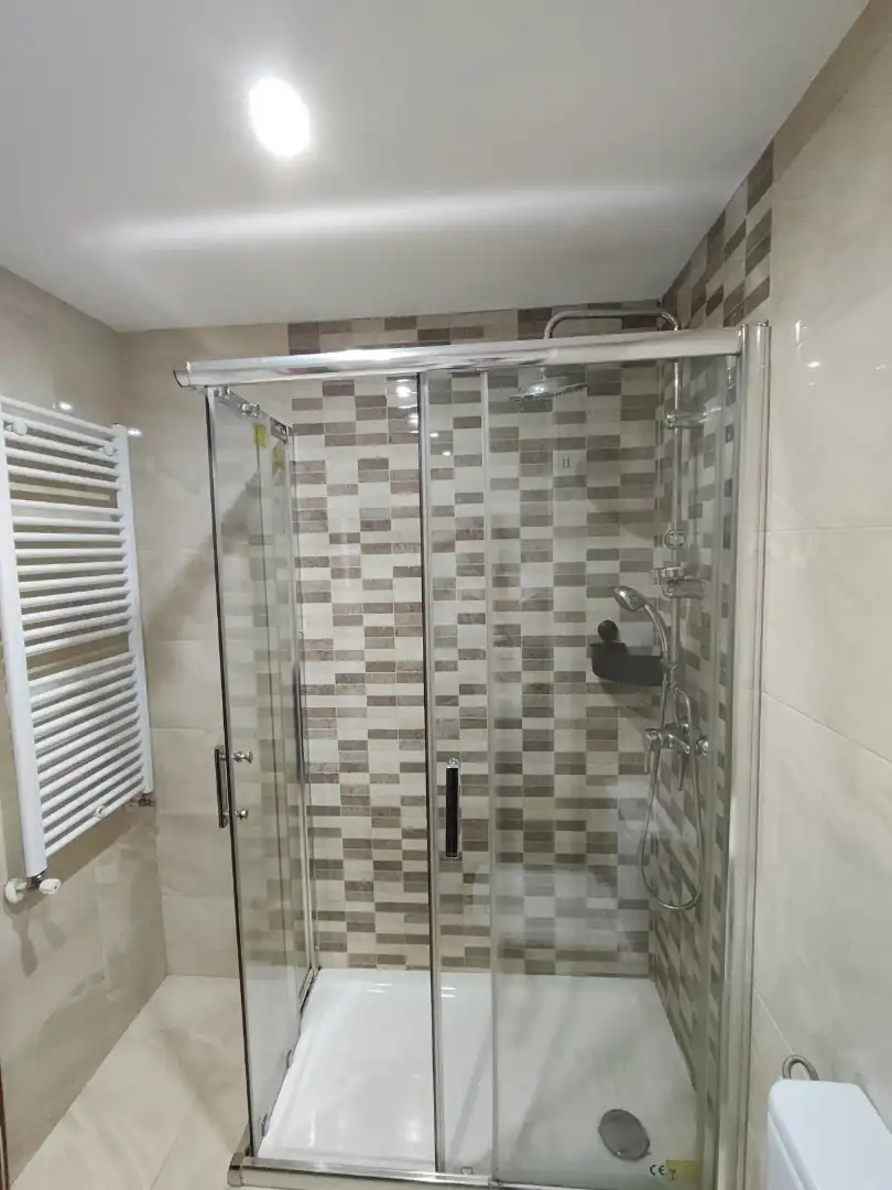 Bathroom of Flat for rent in Getafe  with Air Conditioner, Heating and Parquet flooring