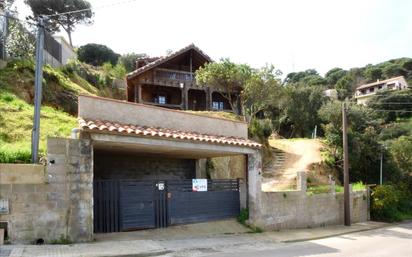 Vista exterior de Casa o xalet en venda en Palafolls amb Terrassa