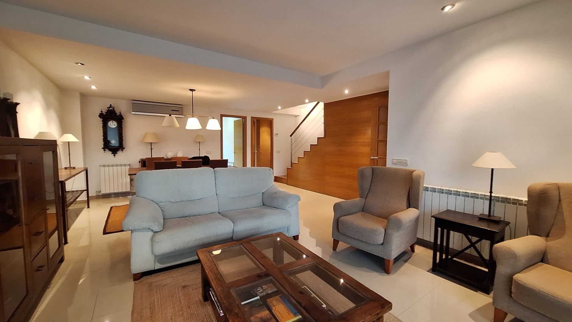 Living room of Single-family semi-detached to rent in Girona Capital  with Air Conditioner, Heating and Terrace