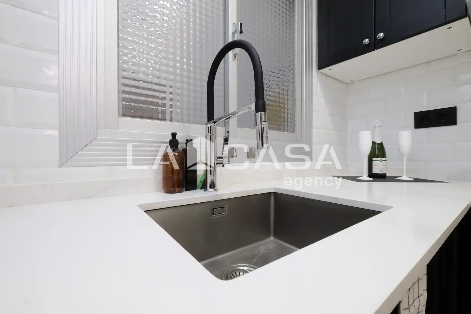 Kitchen of Flat for sale in Barcelona  with Balcony