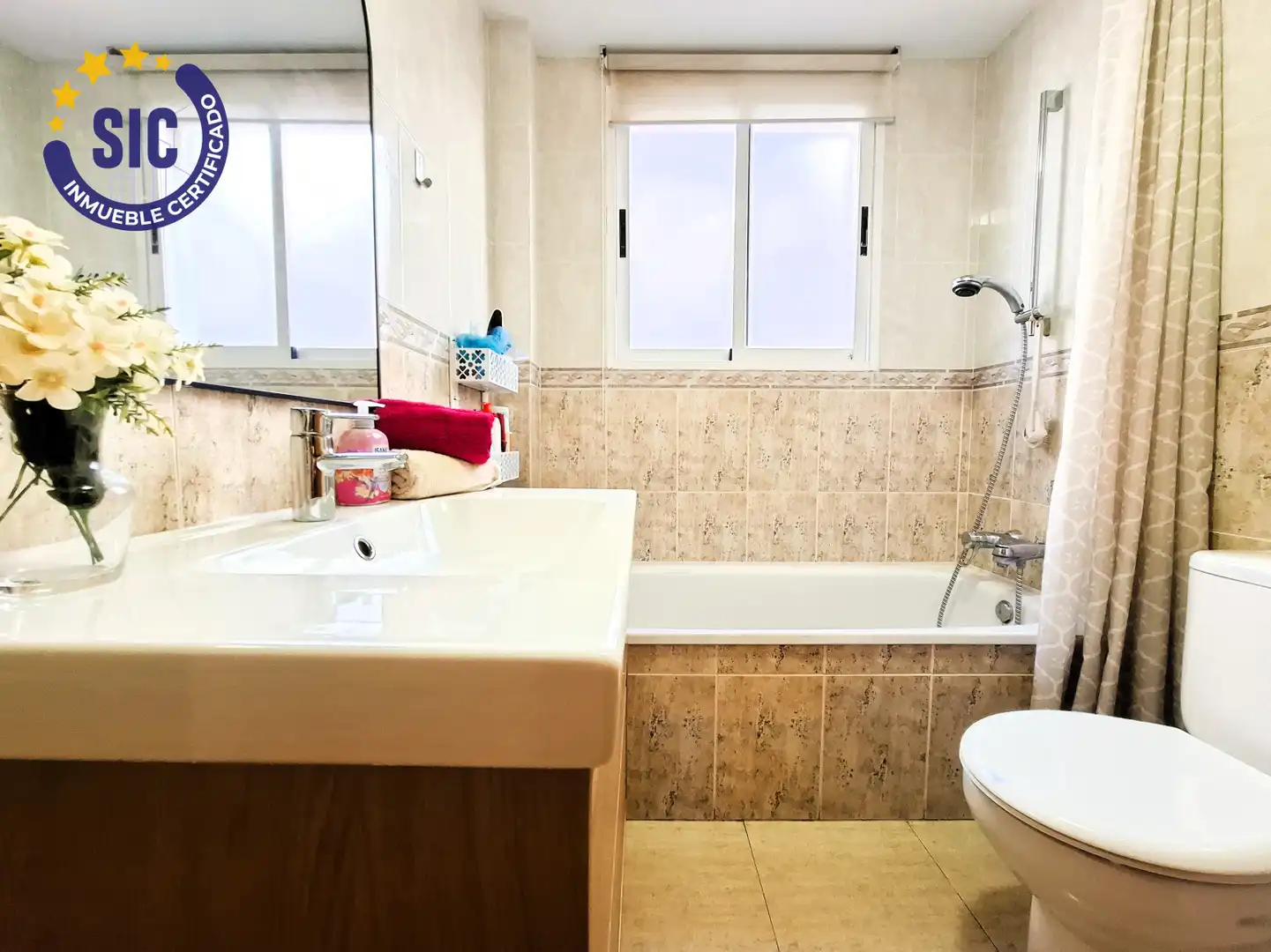 Bathroom of Flat for sale in Centro
