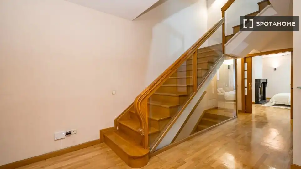 Habitación en Conde Orgaz - Piovera
