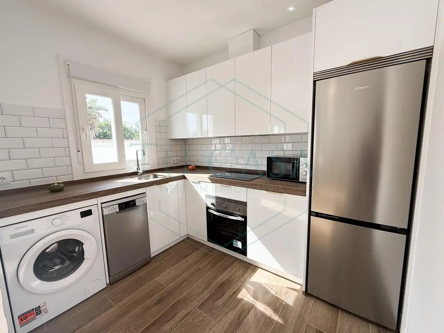 Cocina de Apartamento de alquiler en Chiclana de la Frontera con Aire acondicionado y Amueblado
