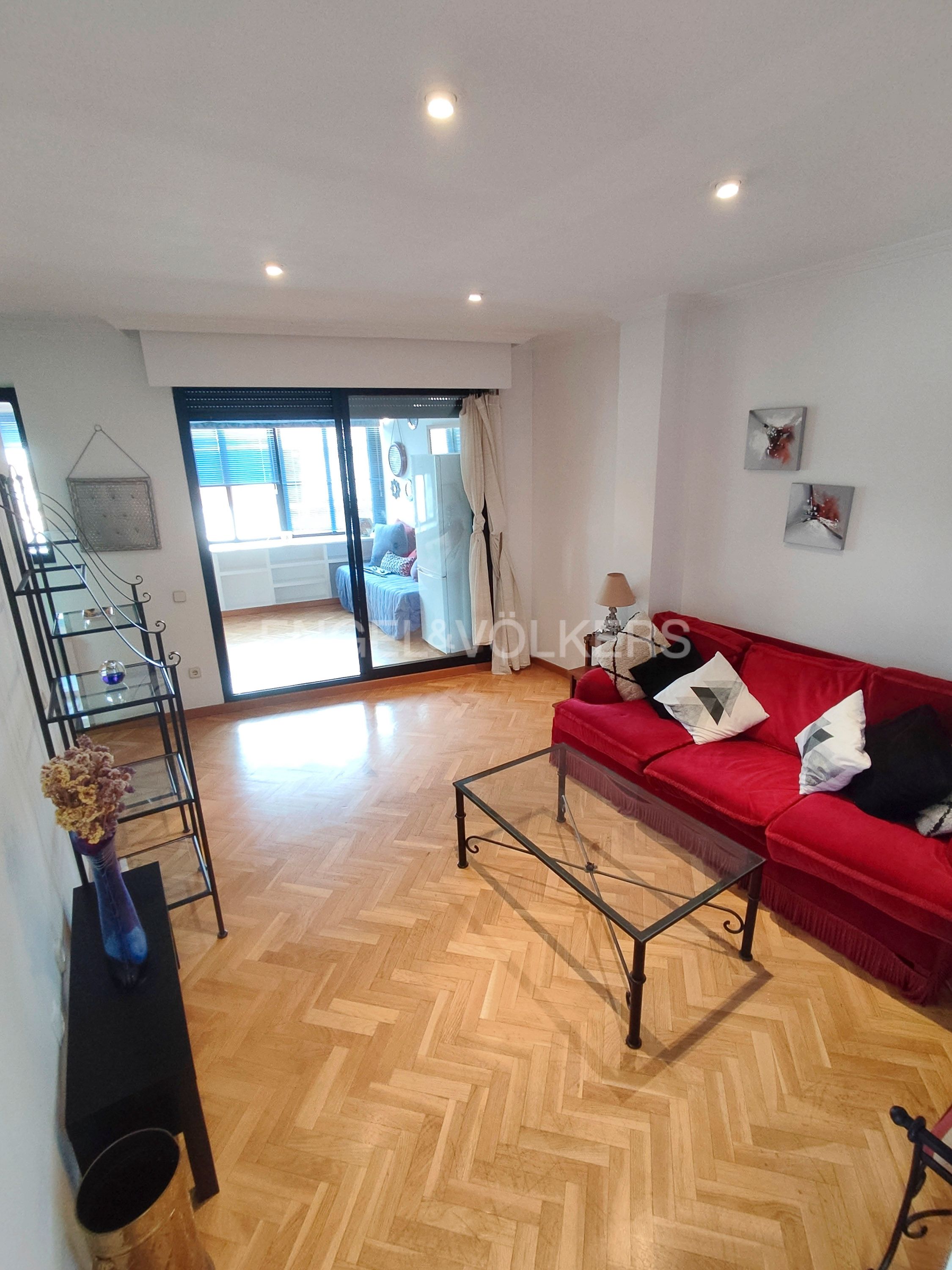 Living room of Apartment to rent in  Madrid Capital  with Heating, Terrace and Furnished